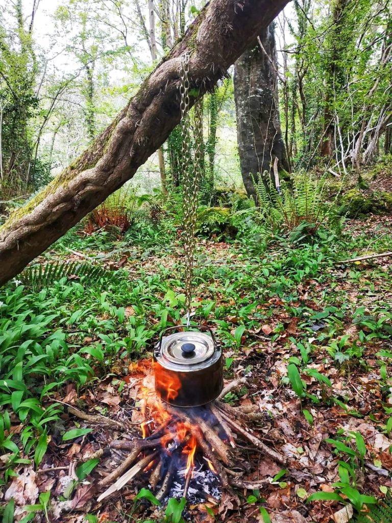 How to suspend your pot over a campfire